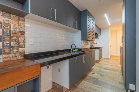 Apartamento à venda com 130m², 2 quartos e 1 vagaÁrea Gourmet e de Serviço