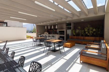 Apartamento à venda com 130m², 2 quartos e 1 vagaÁrea comum - Churrasqueira