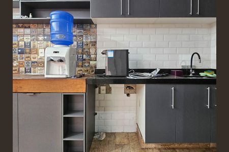 Apartamento à venda com 130m², 2 quartos e 1 vaga Apartamento à venda com 130m², 2 quartos e 1 vagaÁrea de Serviço