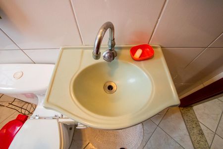 Casa à venda com 90m², 2 quartos e 1 vaga Casa à venda com 90m², 2 quartos e 1 vagaBanheiro Social