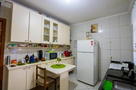 Casa à venda com 90m², 2 quartos e 1 vaga Casa à venda com 90m², 2 quartos e 1 vagaCozinha