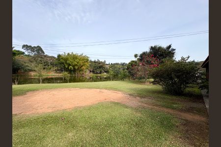 Casa à venda com 3000m², 3 quartos e 5 vagasQuintal