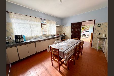 Casa à venda com 3000m², 3 quartos e 5 vagasCozinha