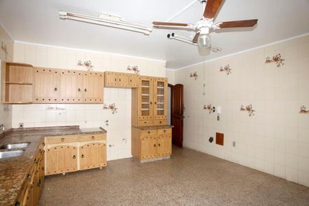 Casa à venda com 450m², 5 quartos e 2 vagasCozinha