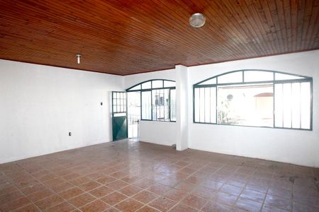 Casa à venda com 450m², 5 quartos e 2 vagasSala 4 