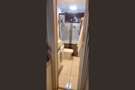 Casa à venda com 98m², 3 quartos e 2 vagasBanheiro 2