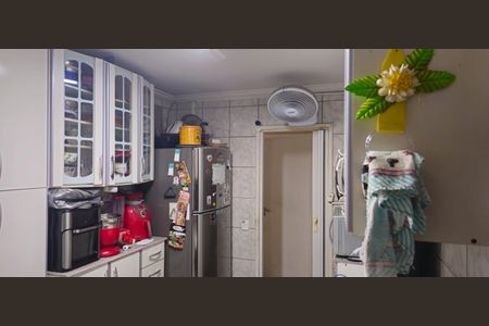 Casa à venda com 98m², 3 quartos e 2 vagasCozinha