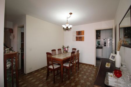 Apartamento à venda com 98m², 3 quartos e 1 vagaSala
