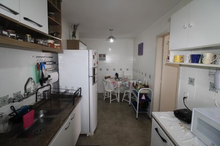 Apartamento à venda com 98m², 3 quartos e 1 vagaCozinha