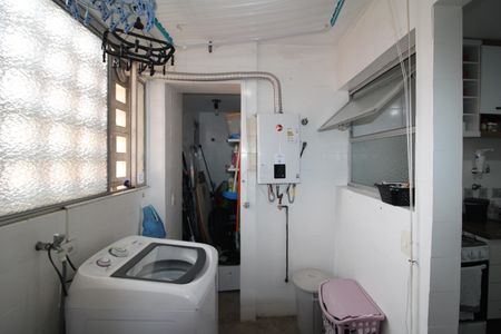 Apartamento à venda com 98m², 3 quartos e 1 vagaÁrea de Serviço