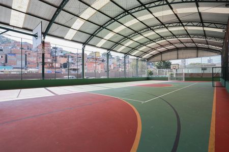 Apartamento à venda com 64m², 3 quartos e 1 vaga Apartamento à venda com 64m², 3 quartos e 1 vagaÁrea comum - Quadra esportiva