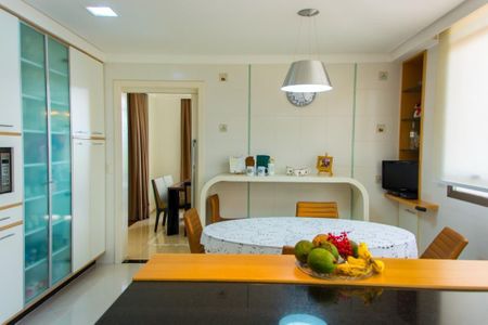 Apartamento à venda com 248m², 3 quartos e 3 vagasFoto 27
