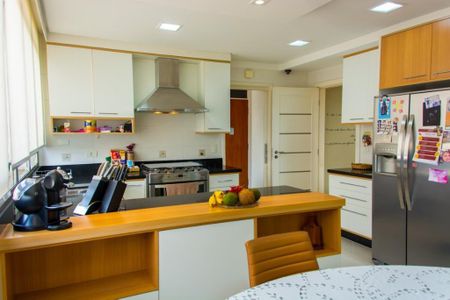 Apartamento à venda com 248m², 3 quartos e 3 vagasFoto 22