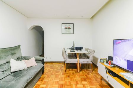 Casa para alugar com 90m², 2 quartos e 1 vaga Casa para alugar com 90m², 2 quartos e 1 vagaSala