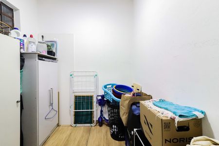 Casa para alugar com 90m², 2 quartos e 1 vaga Casa para alugar com 90m², 2 quartos e 1 vagaLavanderia