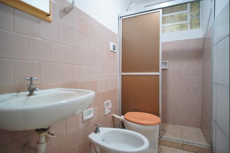 Apartamento à venda com 56m², 2 quartos e sem vagaBanheiro Corredor