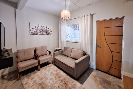 Apartamento para alugar com 65m², 2 quartos e sem vagaSala