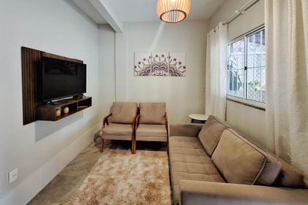 Apartamento para alugar com 65m², 2 quartos e sem vagaSala