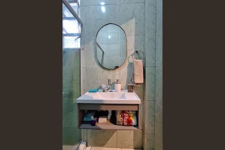 Apartamento para alugar com 65m², 2 quartos e sem vagaBanheiro