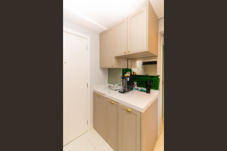 Apartamento à venda com 35m², 2 quartos e sem vaga Apartamento à venda com 35m², 2 quartos e sem vagaÁrea de Serviço