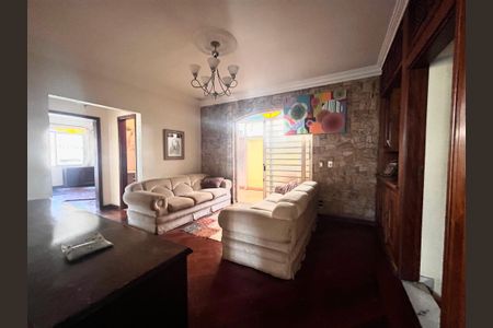 Casa à venda com 402m², 5 quartos e 5 vagas Casa à venda com 402m², 5 quartos e 5 vagasSala 2