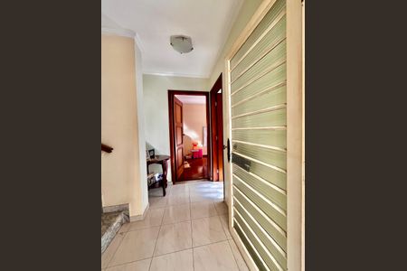 Casa à venda com 402m², 5 quartos e 5 vagas Casa à venda com 402m², 5 quartos e 5 vagasCorredor