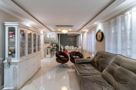 Casa à venda com 380m², 5 quartos e 3 vagasSala