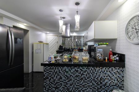 Casa à venda com 380m², 5 quartos e 3 vagasCozinha