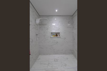 Casa à venda com 380m², 5 quartos e 3 vagasBanheiro da Suíte 1