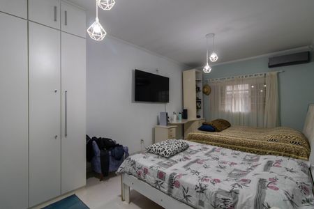 Casa à venda com 380m², 5 quartos e 3 vagasSuíte 2