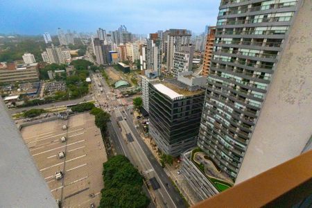 Apartamento à venda com 28m², 1 quarto e sem vaga Apartamento à venda com 28m², 1 quarto e sem vagaVaranda estendida vista