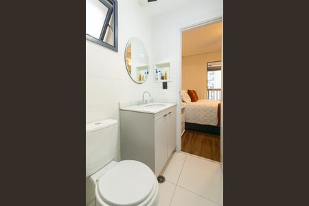 Apartamento à venda com 28m², 1 quarto e sem vaga Apartamento à venda com 28m², 1 quarto e sem vagaBanheiro da Suíte