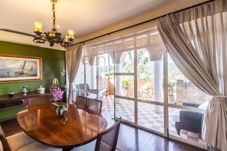 Casa de condomínio à venda com 1480m², 4 quartos e 9 vagasSala de Jantar