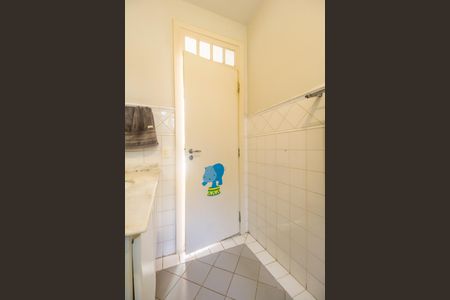 Casa de condomínio à venda com 1480m², 4 quartos e 9 vagasBanheiro da Suíte 4