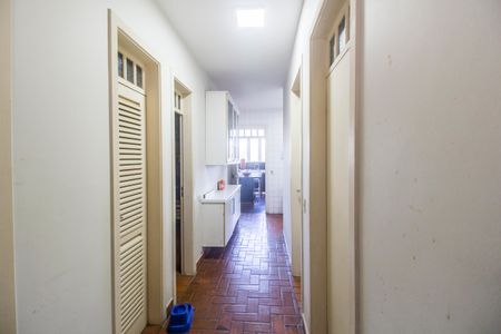 Casa de condomínio à venda com 1480m², 4 quartos e 9 vagasCorredor