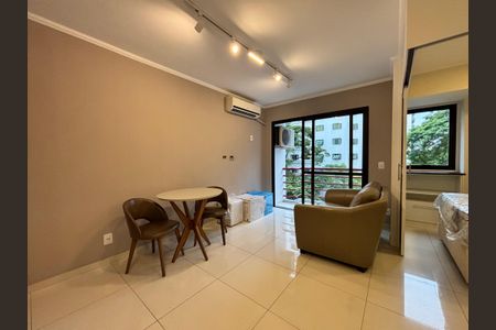Apartamento à venda com 38m², 1 quarto e 1 vagaSala/Cozinha