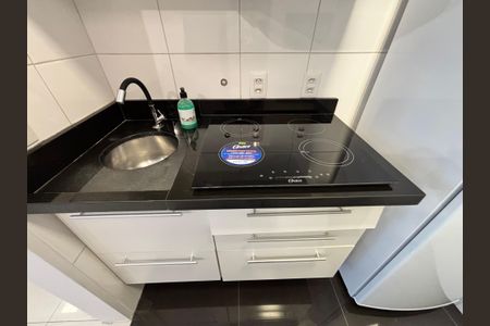 Apartamento à venda com 38m², 1 quarto e 1 vagaSala/Cozinha