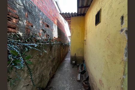 Casa à venda com 327m², 2 quartos e 1 vagaÁrea externa