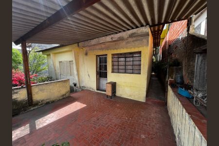 Área externa de casa à venda com 2 quartos, 327m² em Vila Santa Maria, São Paulo