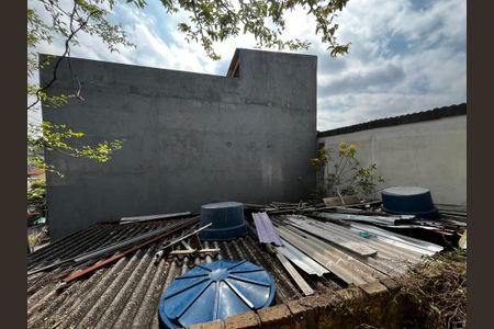 Casa à venda com 327m², 2 quartos e 1 vagaÁrea externa