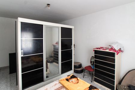 Casa à venda com 249m², 3 quartos e 2 vagasQuarto 1