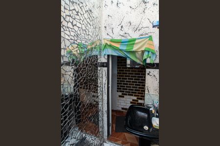 Casa à venda com 249m², 3 quartos e 2 vagasBanheiro 1