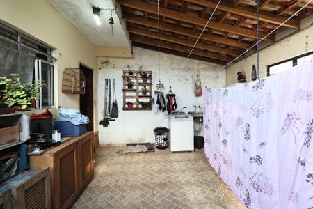 Casa à venda com 130m², 2 quartos e 2 vagasLavanderia/ quintal gourmet