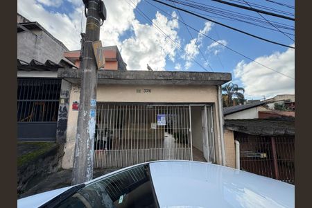 Casa à venda com 130m², 2 quartos e 2 vagas Casa à venda com 130m², 2 quartos e 2 vagasFachada + plaquinha