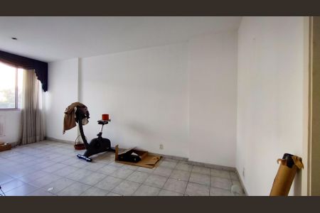 Apartamento à venda com 76m², 2 quartos e 1 vagaSala