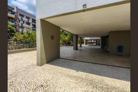 Apartamento à venda com 76m², 2 quartos e 1 vagaÁrea comum - Playground