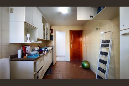 Apartamento à venda com 76m², 2 quartos e 1 vagaCozinha