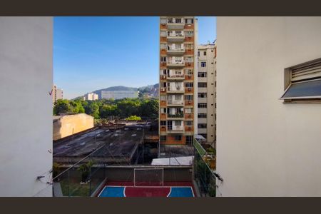 Apartamento à venda com 76m², 2 quartos e 1 vagaVista do Quarto