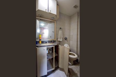 Apartamento à venda com 76m², 2 quartos e 1 vagaBanheiro da Suíte