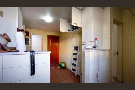 Apartamento à venda com 76m², 2 quartos e 1 vagaÁrea de Serviço